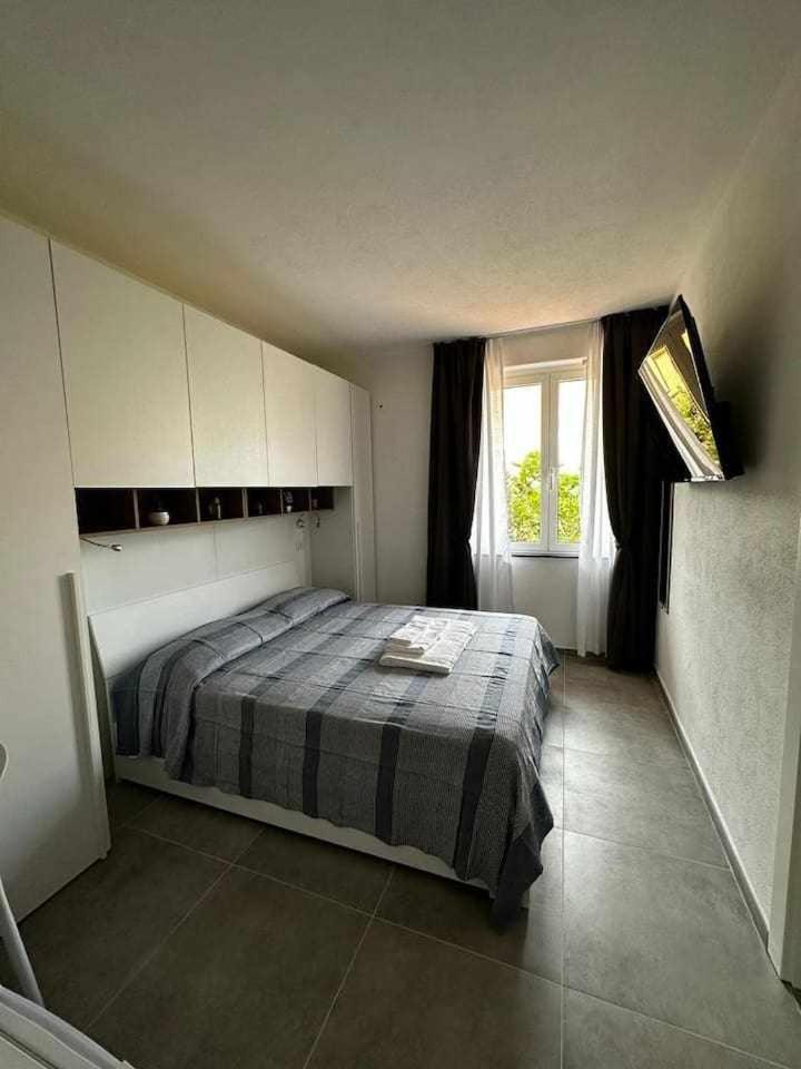 La Residenza Del Re Bed & Breakfast ปาเลา ภายนอก รูปภาพ