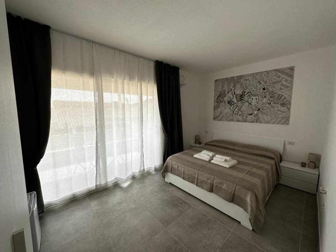 La Residenza Del Re Bed & Breakfast ปาเลา ภายนอก รูปภาพ